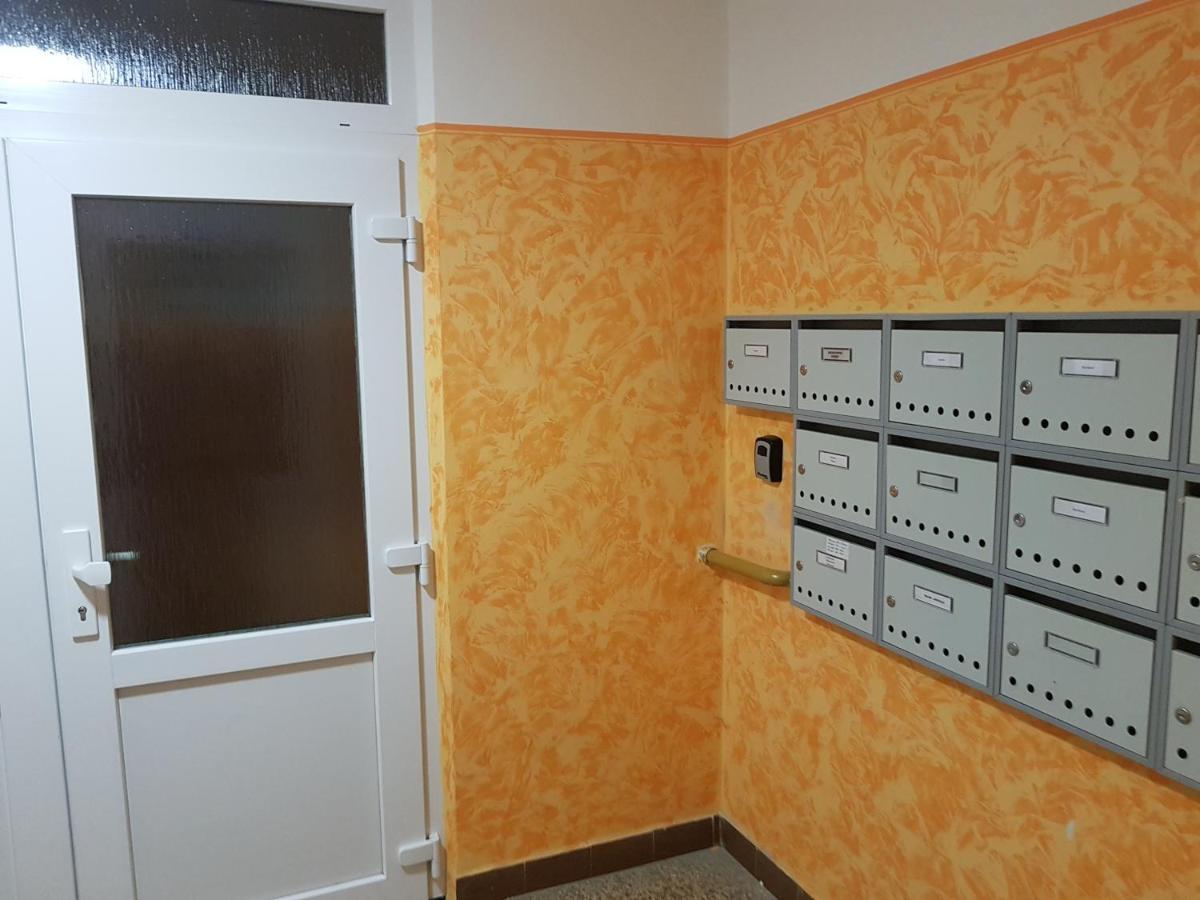 1+1 Znojmo Lägenhet Exteriör bild